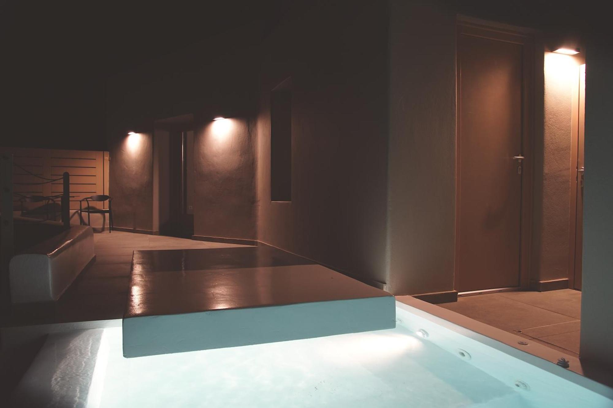 Black Diamond Suites (Adults Only) Akrotiri  Exterior photo